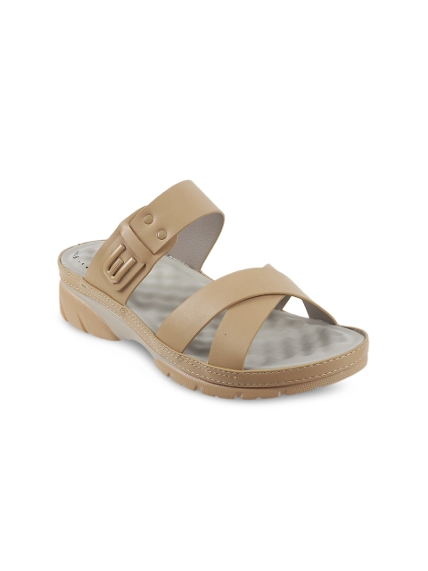 

Metro Women Beige Solid Comfort Heels