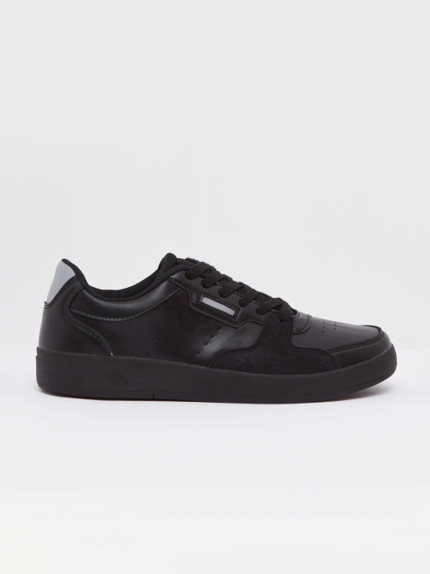 

shoexpress Men Black Synthetic Walking Shoes