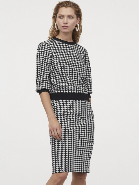 

H&M Women Black & White Jacquard Knit Skirt