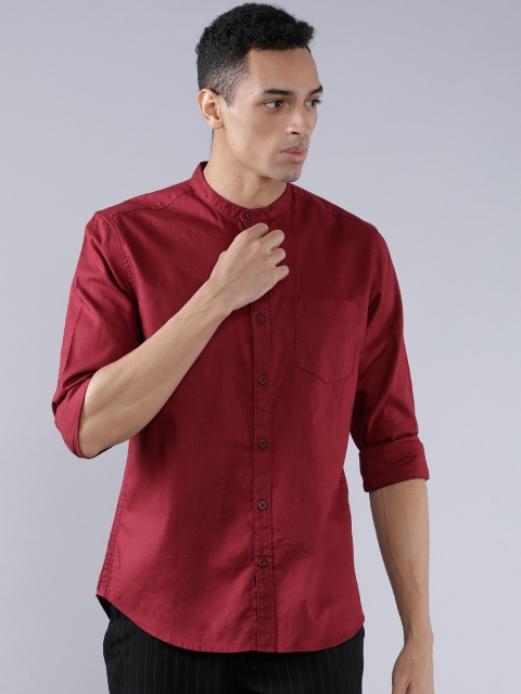 

HIGHLANDER Men Maroon Slim Fit Solid Casual Shirt