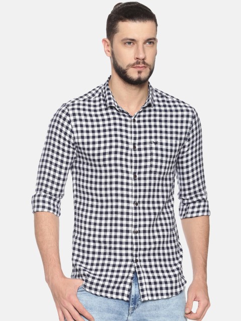 

SHOWOFF Men Navy Blue & White Slim Fit Checked Casual Shirt