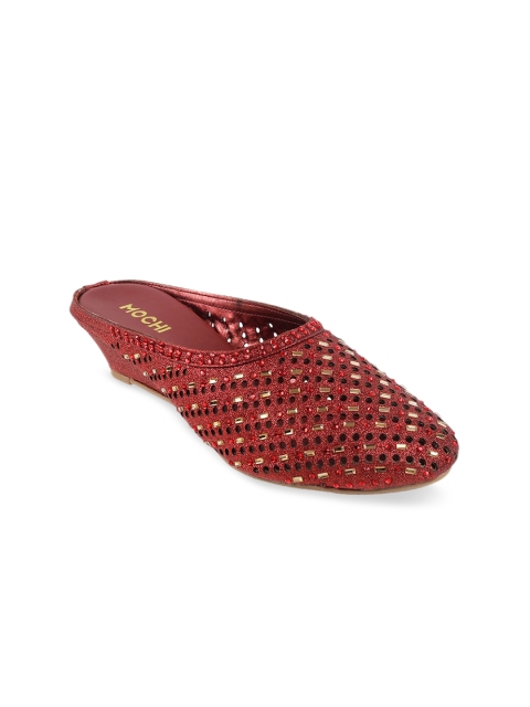 

Mochi Women Maroon Textured Sandals