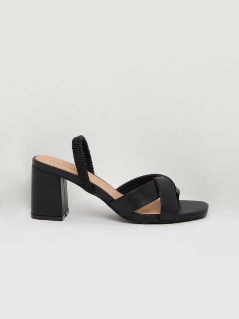 

shoexpress Women Black Solid Block Heels