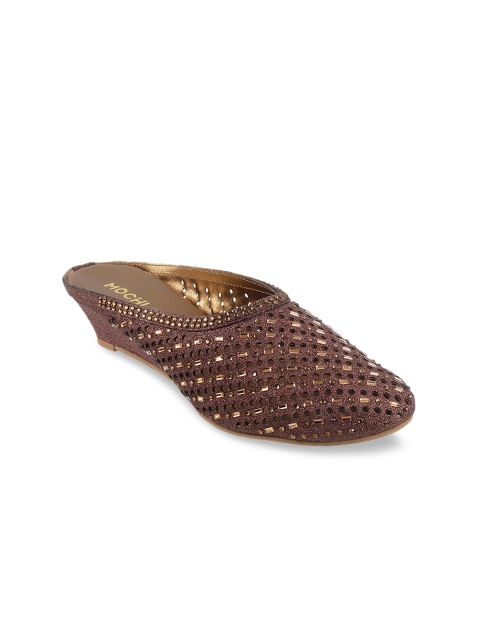 

Mochi Women Bronze-Coloured & Gold-Coloured Embellished Wedges