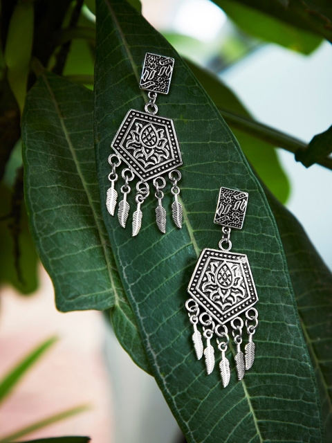 

ZeroKaata Silver-Toned Contemporary Drop Earrings