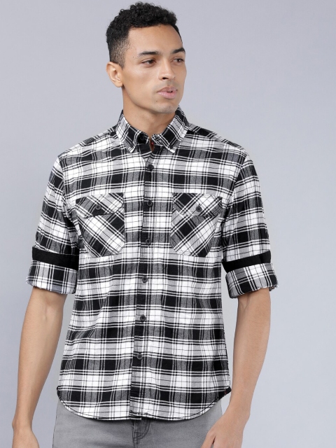

LOCOMOTIVE Men Black & White Slim Fit Checked Casual Shirt