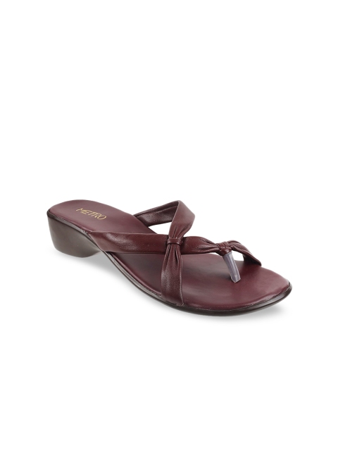 

Metro Women Maroon Solid Sandals