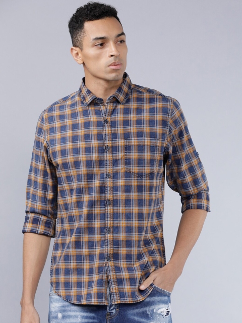 

Ecko Unltd Men Orange & Navy Blue Slim Fit Checked Casual Shirt