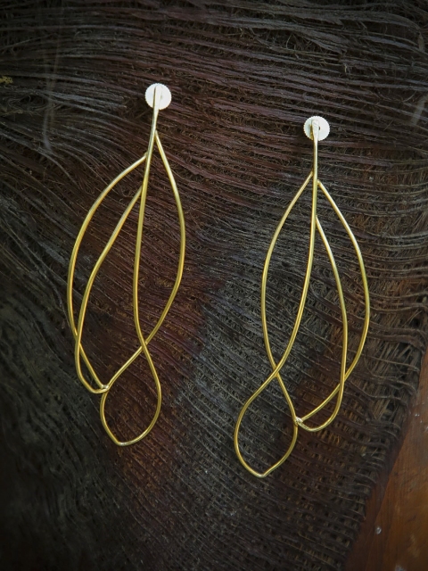ZeroKaata Gold-Plated Contemporary Drop Earrings
