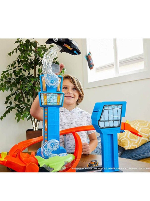 

Hot Wheels Unisex Kids Blue & Orange Jet Jump Airport Play Set