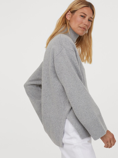 

H&M Women Grey Solid Knitted Polo Neck Jumper