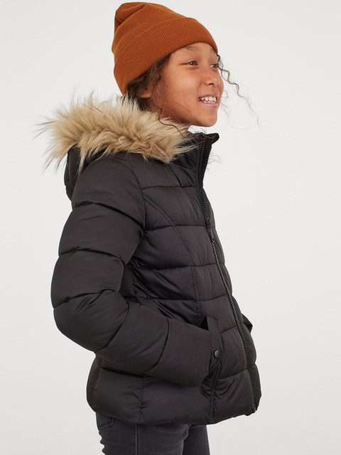 

H&M Girls Black Solid Puffer Jacket