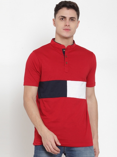 

Kalt Men Red & White Colourblocked Mandarin Collar T-shirt
