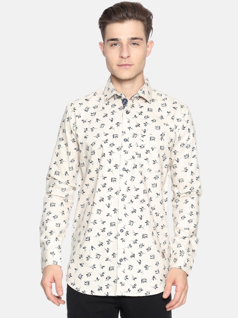 

Campus Sutra Men Cream-Coloured & Black Regular Fit Printed Casual Shirt