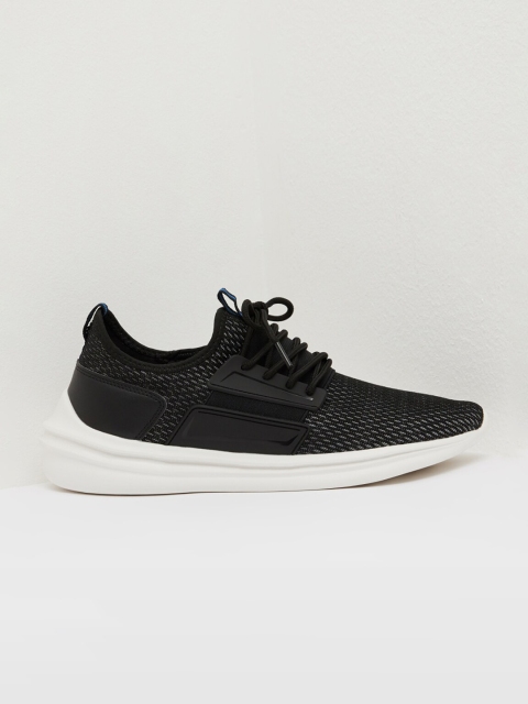 

shoexpress Men Black Textile Running Shoes