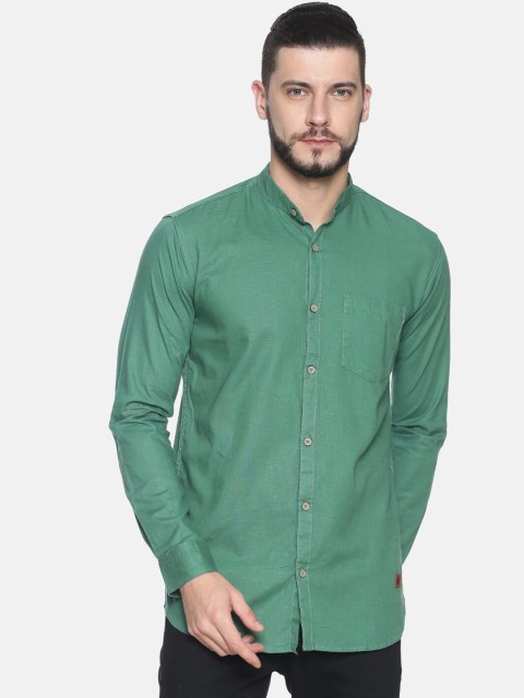 

Campus Sutra Men Green Classic Regular Fit Solid Casual Shirt