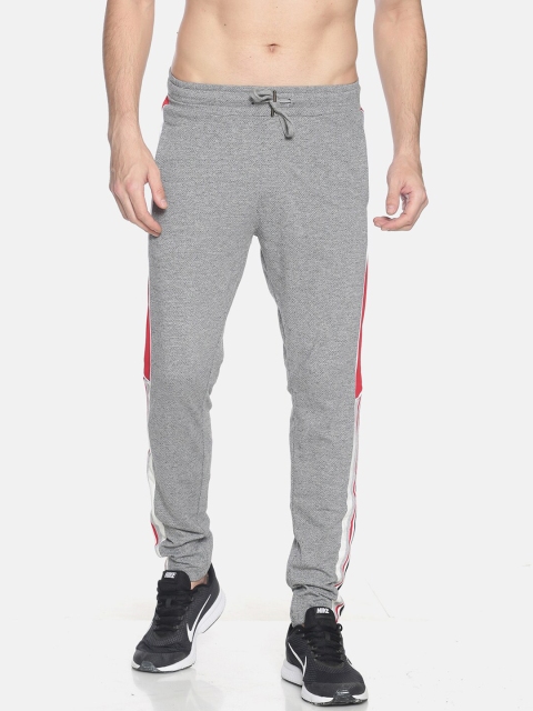 

Campus Sutra Men Grey Solid Straight-Fit Track Pants