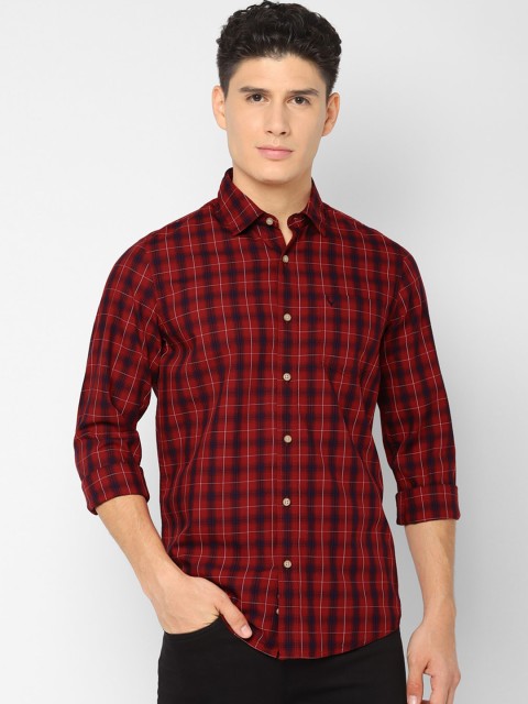 

Allen Solly Sport Men Red Navy Blue Regular Fit Checked Casual Shirt