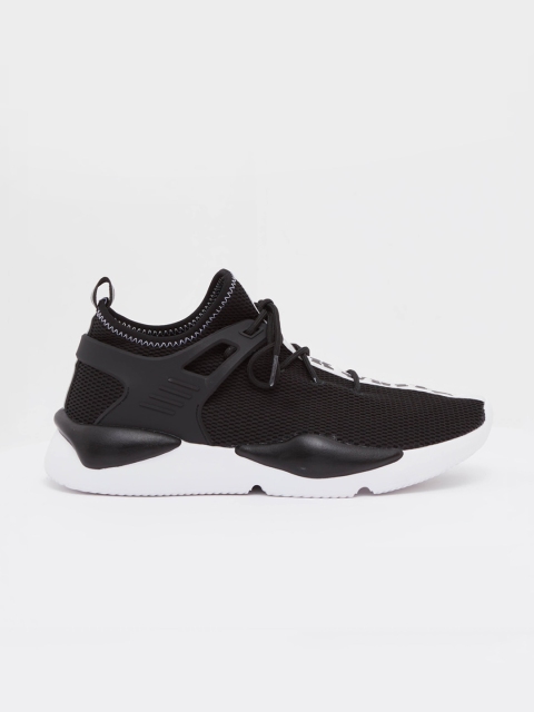 

shoexpress Men Black & White Textile Running Shoes