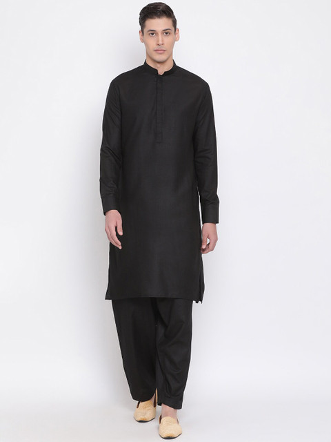 

VASTRAMAY Men Black Solid Kurta with Pyjamas