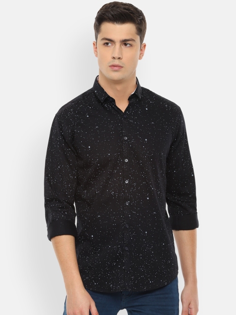 

V Dot Men Black & Off-White Slim Fit Printed Casual Shirt
