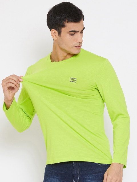 

Okane Men Fluorescent Green Solid Round Neck T-shirt