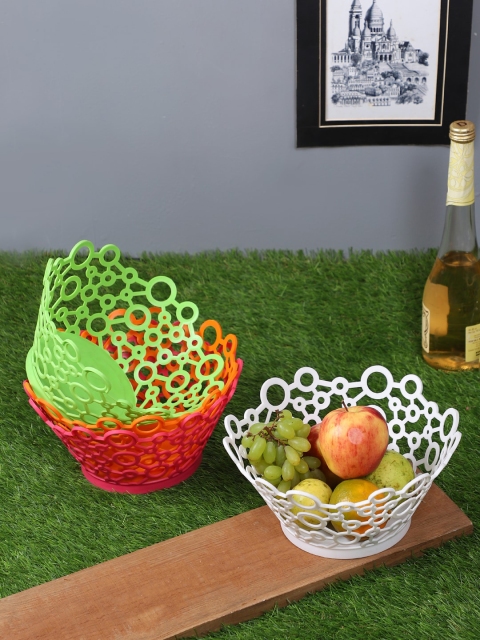 

TIED RIBBONS Set Of 4 Textured Plastic Baskets, White