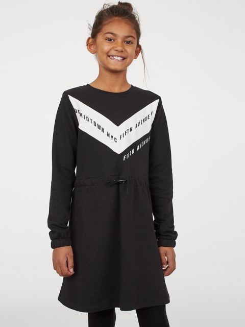

H&M Girls Black Printed Sweatshirt Dress
