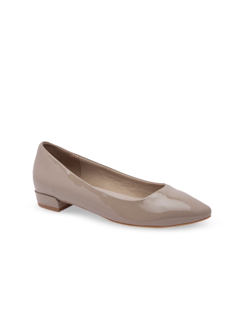 

Rocia Women Beige Solid Ballerinas