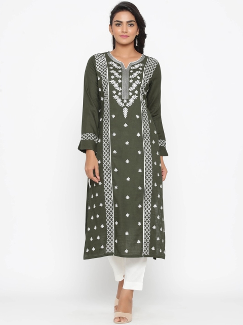 

WomenMagic Women Green & White Embroidered Straight Kurta