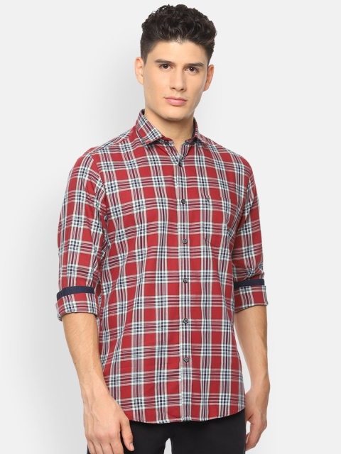 

Van Heusen Sport Men Red Slim Fit Checked Casual Shirt