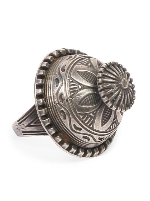 

Infuzze Oxidised Silver-Plated Dome-Shaped Finger Ring