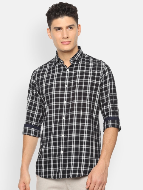 

Van Heusen Sport Men Black & White Slim Fit Checked Casual Shirt