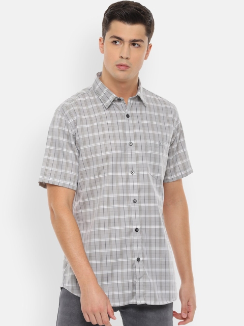 

Van Heusen Sport Men Grey & White Slim Fit Checked Casual Shirt