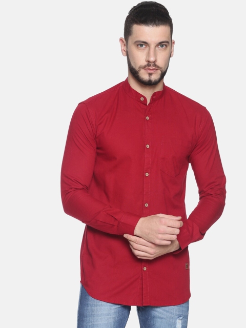 

Campus Sutra Men Red Classic Regular Fit Solid Casual Shirt