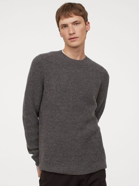 

H&M Men Grey Solid Wool Jumper