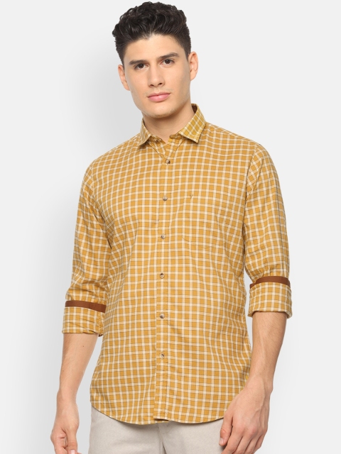 

Van Heusen Sport Men Yellow & Off-White Slim Fit Checked Casual Shirt