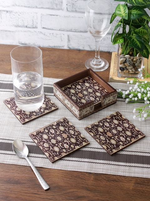 

eyda Set Of 6 Brown & Off-White Digital Printed Square Wooden Coasters With Holder
