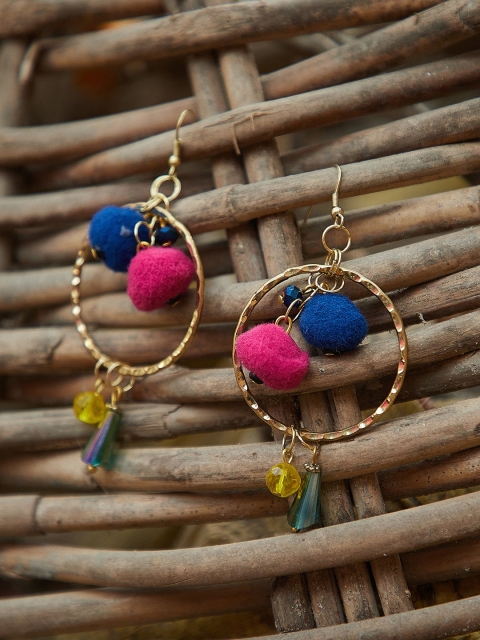 

ZeroKaata Gold-Plated Handmade Tasselled Circular Drop Earrings