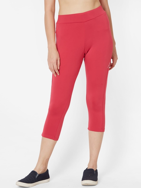 

Sweet Dreams Women Pink Solid Slim Fit Capris