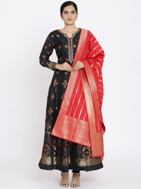 Koskii Women Black & Red Printed Maxi Dress & Dupatta