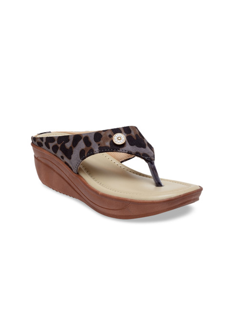

Butterflies Women Grey & Brown Printed Wedges