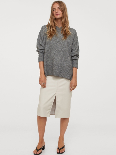 

H&M Women Grey Solid Knitted Jumper