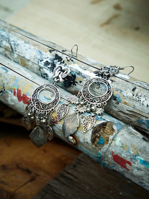 

ZeroKaata Silver-Toned Classic Oxidised Drop Earrings