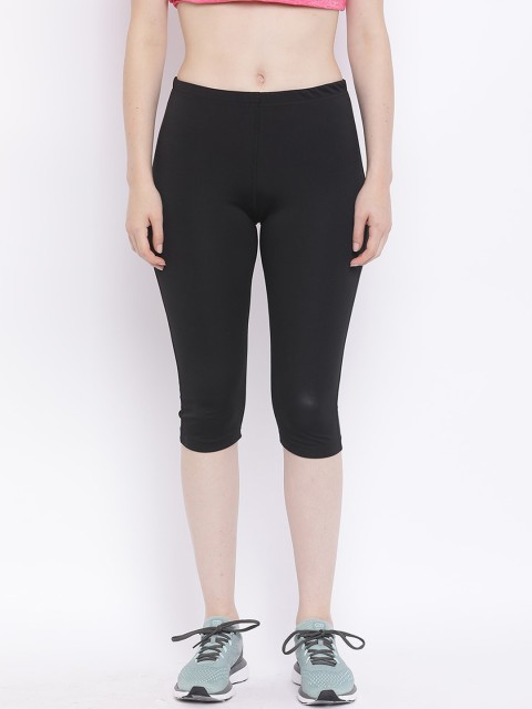 

Chkokko Women Black Solid Tight Fit Capris