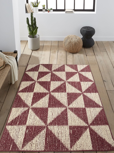 

Saral Home Maroon & Beige Geometric Anti-Skid Carpet
