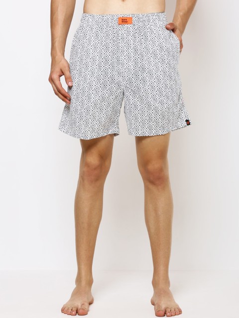 

Bareblow Men White & Black Shapes Printed Boxers BBBX126M