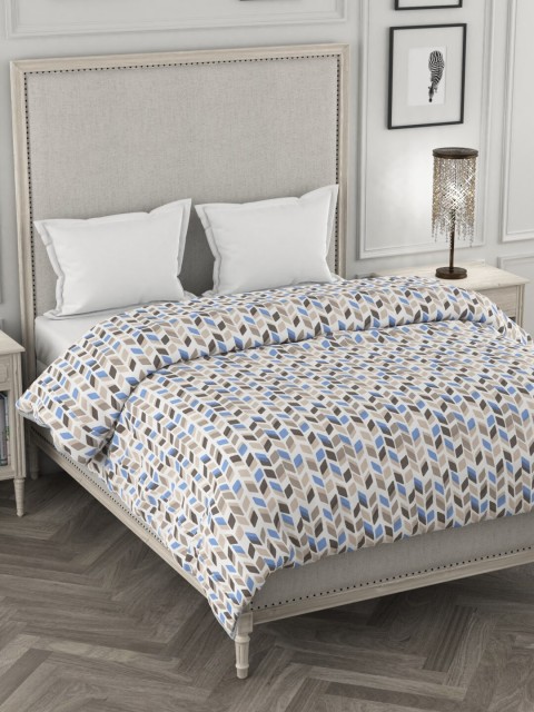 

Portico New York White & Blue Geometric Heavy Winter 120 GSM Double Bed Comforter