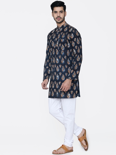 

Wintage Men Black & Blue Printed Kurta with Pyjamas