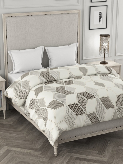 

Portico New York Grey & White Geometric Heavy Winter 120 GSM Double Bed Comforter